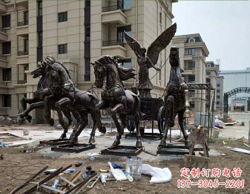 漳州阿波罗战车小区景观铜雕