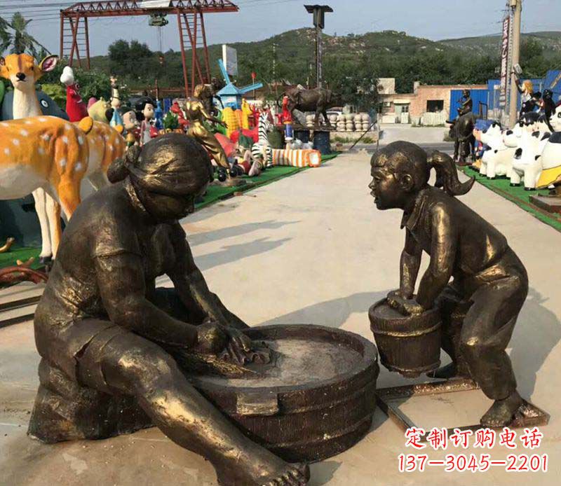 漳州母亲的爱——母亲铜雕