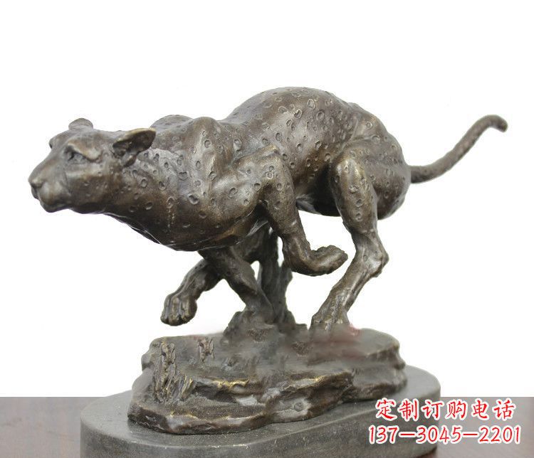 漳州豹子动物铜雕