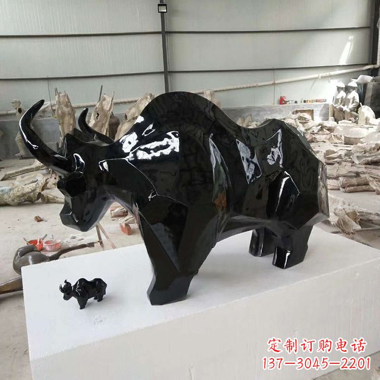 漳州玻璃钢抽象动物牛雕塑工艺品景观摆件