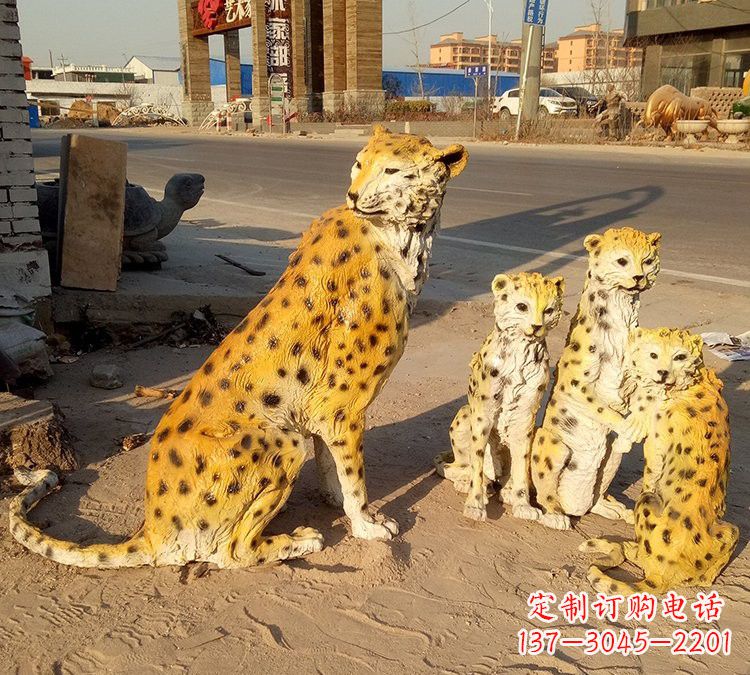 漳州玻璃钢雕塑精美的豹子雕塑