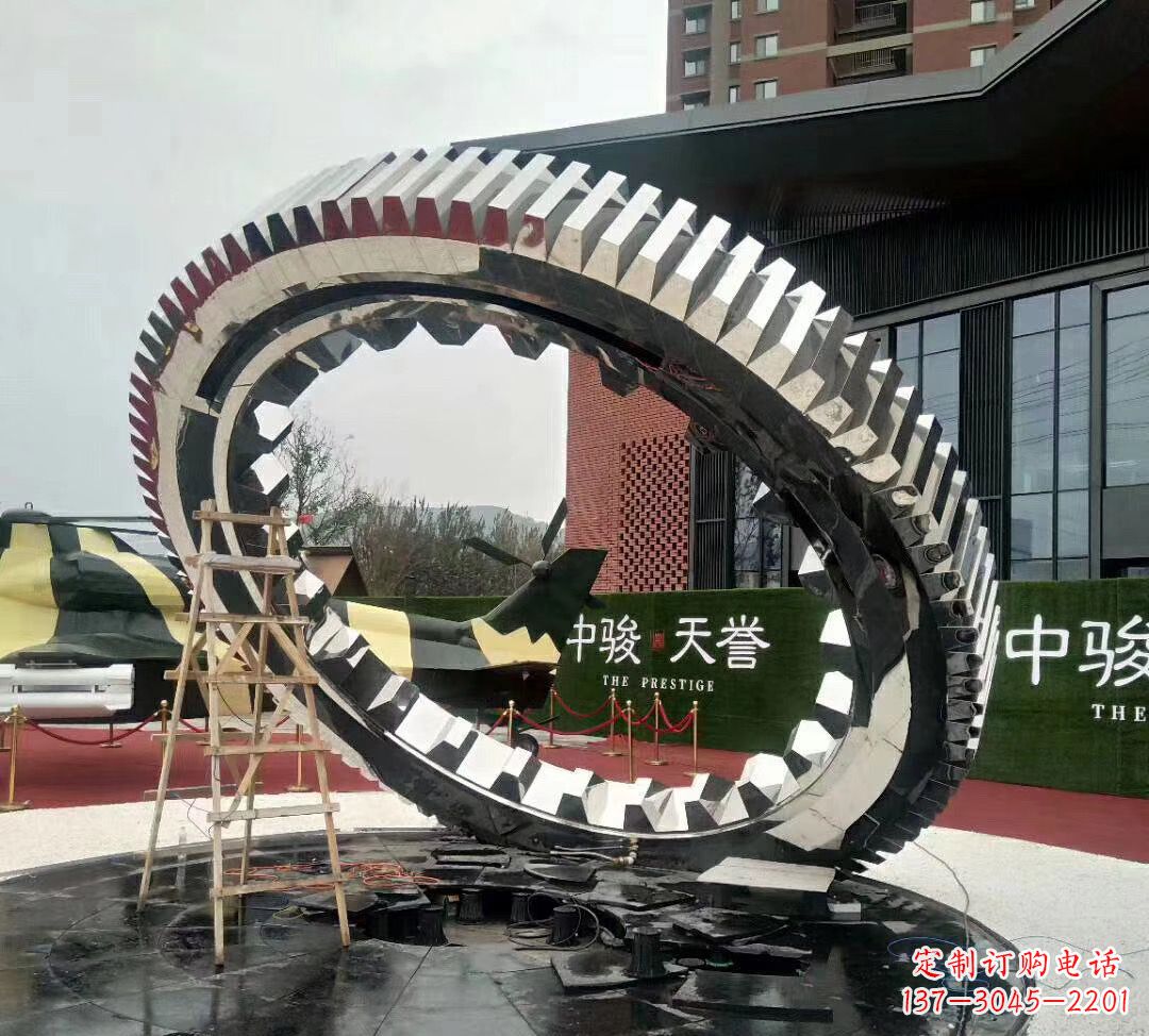 漳州不锈钢齿轮雕塑以科技艺术的形式演绎动力