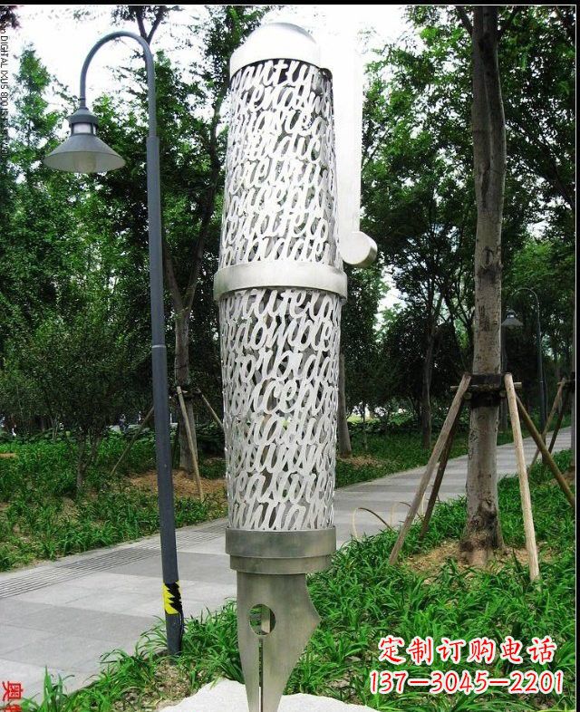 漳州不锈钢抽象钢笔雕塑222