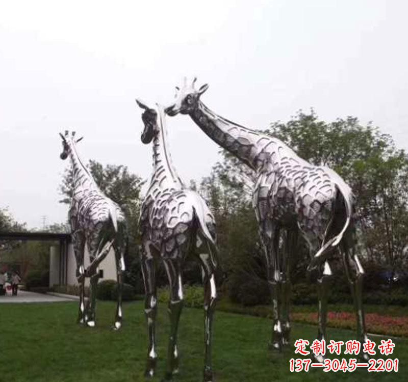 漳州精美的不锈钢大型长颈鹿雕塑
