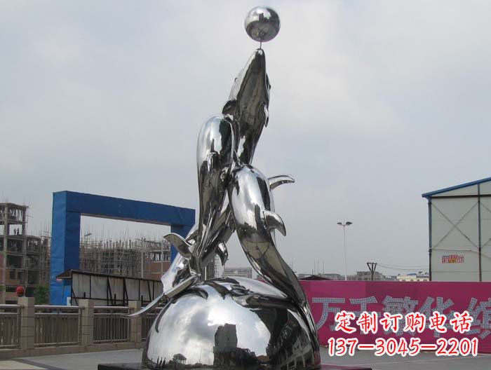 漳州海豚雕塑精美细腻的艺术品