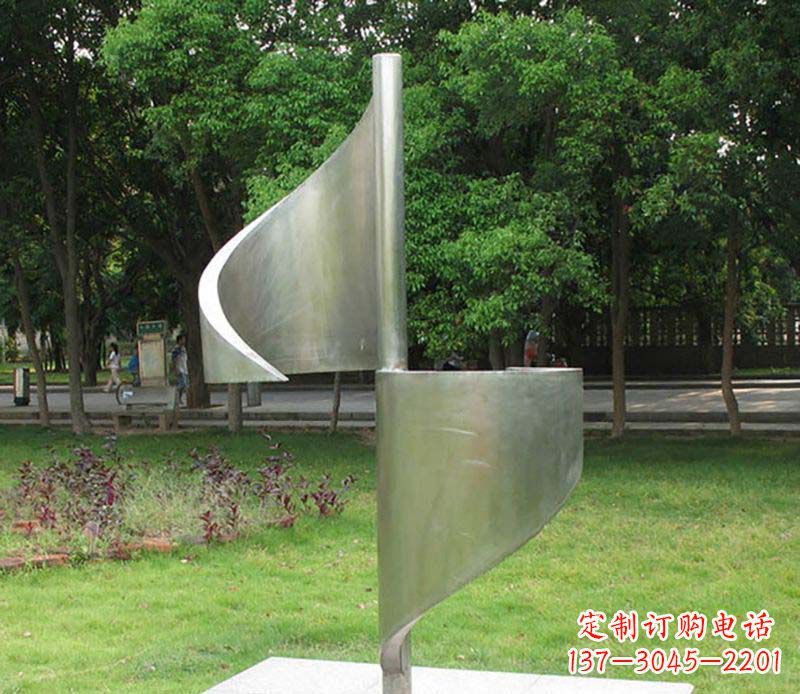 漳州精美不锈钢风车雕塑
