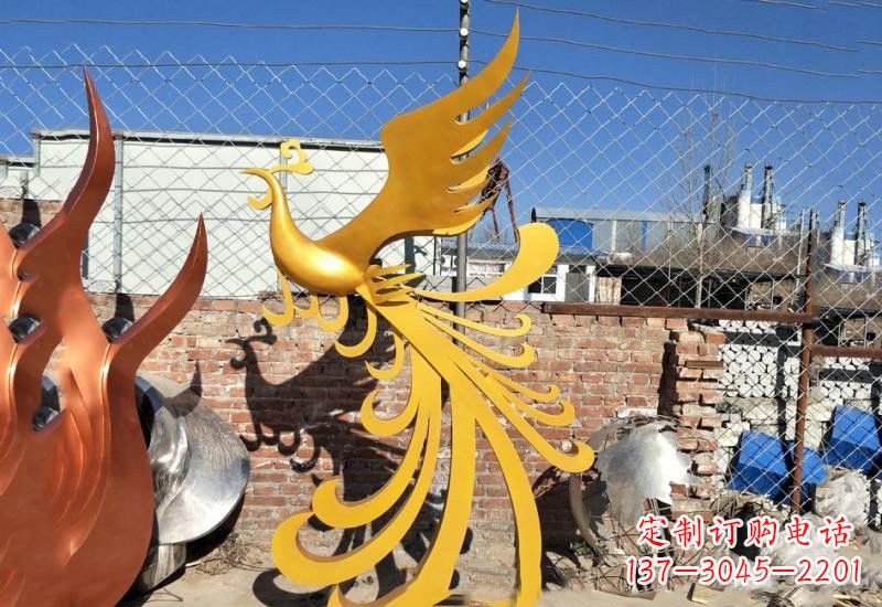 漳州不锈钢凤凰雕塑——灿烂金色给予城市温暖