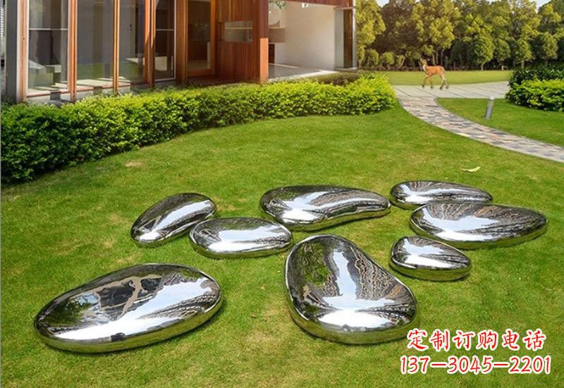漳州不锈钢公园镜面鹅卵石雕塑