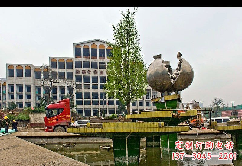 漳州不锈钢石榴雕塑灿烂的艺术之美