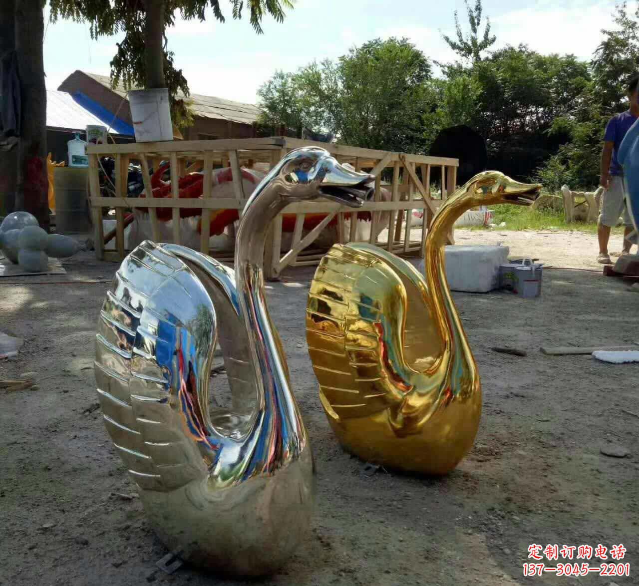 漳州不锈钢天鹅雕塑艺术之美