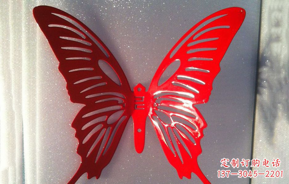 漳州不锈钢蝴蝶雕塑让蝴蝶飞跃展现灿烂美丽