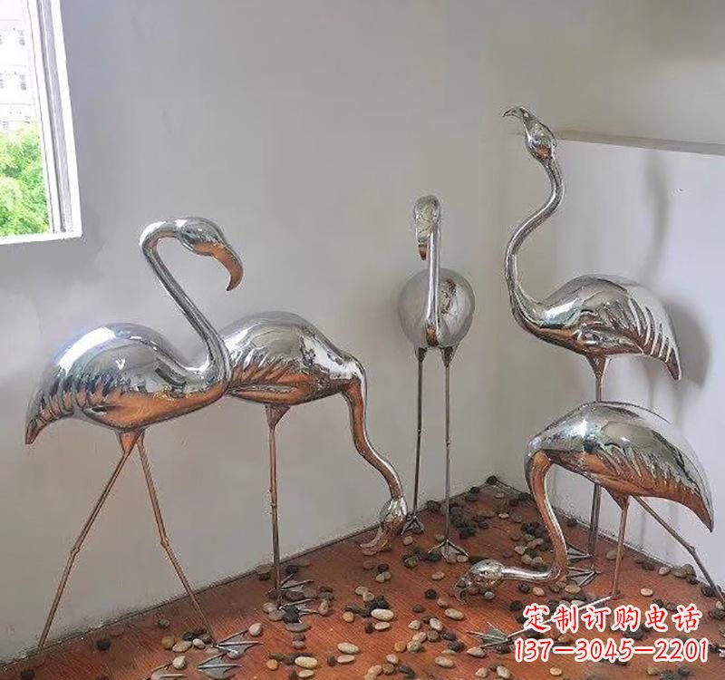 漳州不锈钢火烈鸟象征勇气与活力