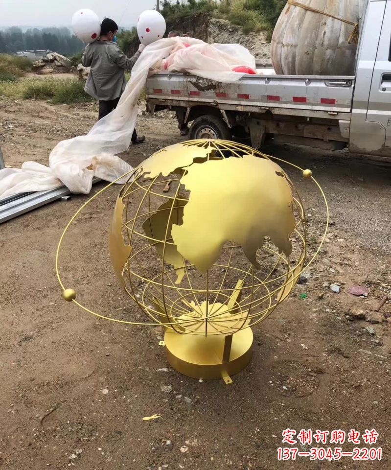 漳州不锈钢金属校园地球仪雕塑把环保理念展现在校园