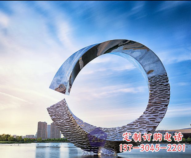 漳州环绕世界的不锈钢景观雕塑