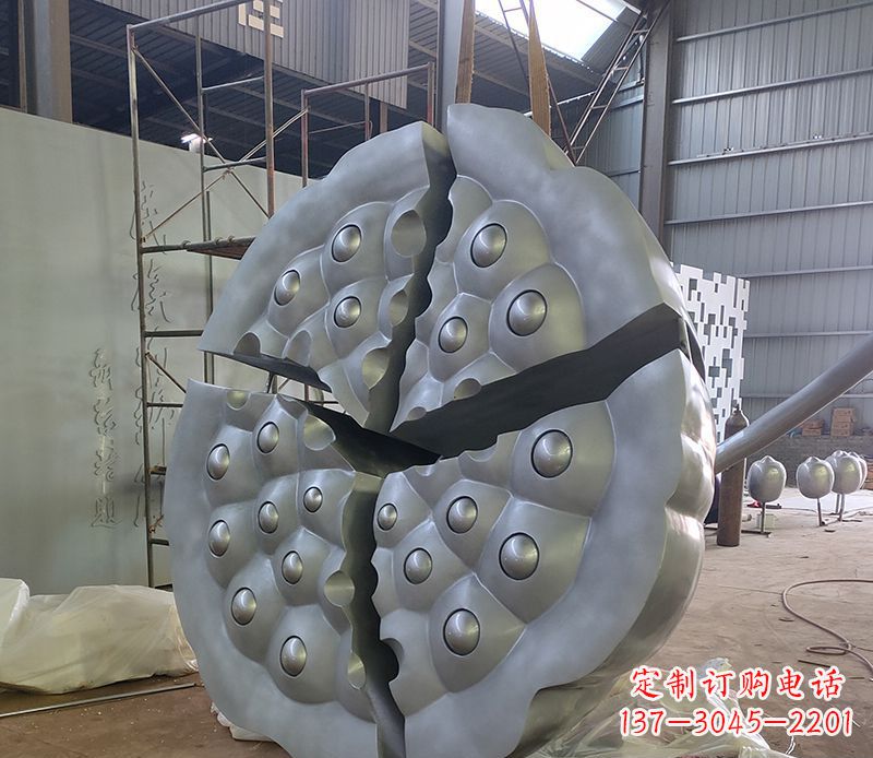 漳州不锈钢莲蓬雕塑精美外形 引人入胜