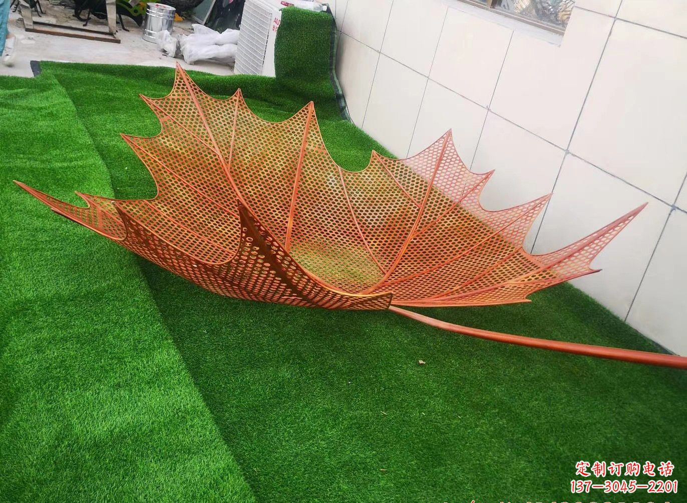 漳州镂空树叶雕塑精彩细节点缀着精美自然风景