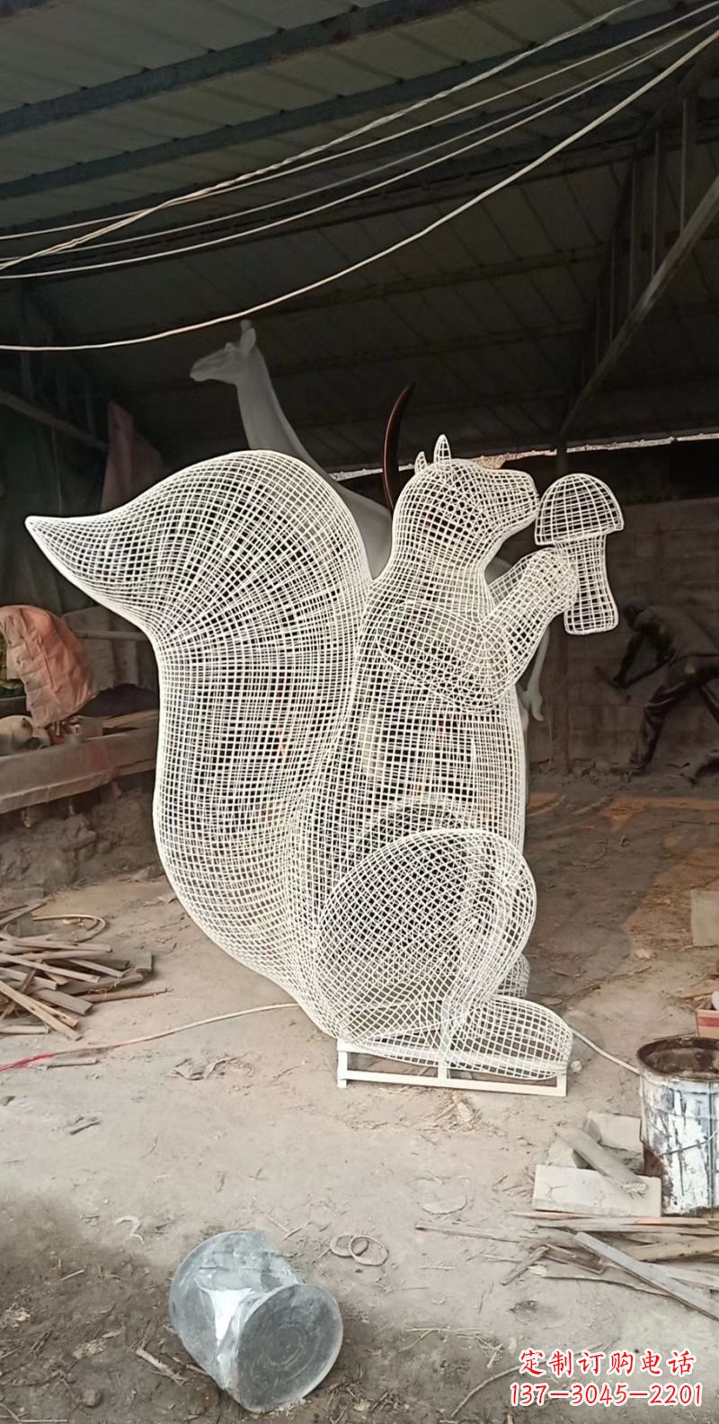 漳州不锈钢松鼠雕塑精美的艺术作品