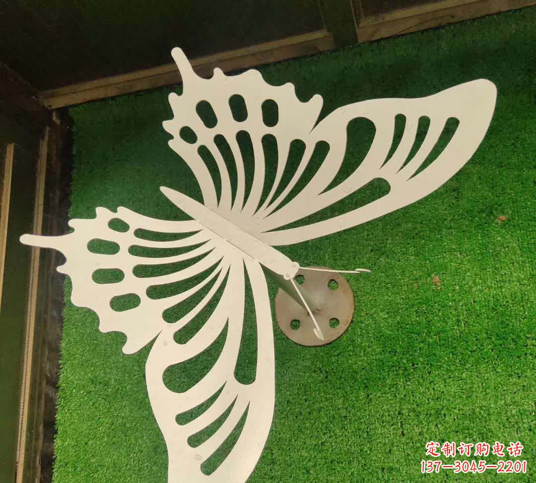 漳州不锈钢镂空蝴蝶雕塑灵动翩跹