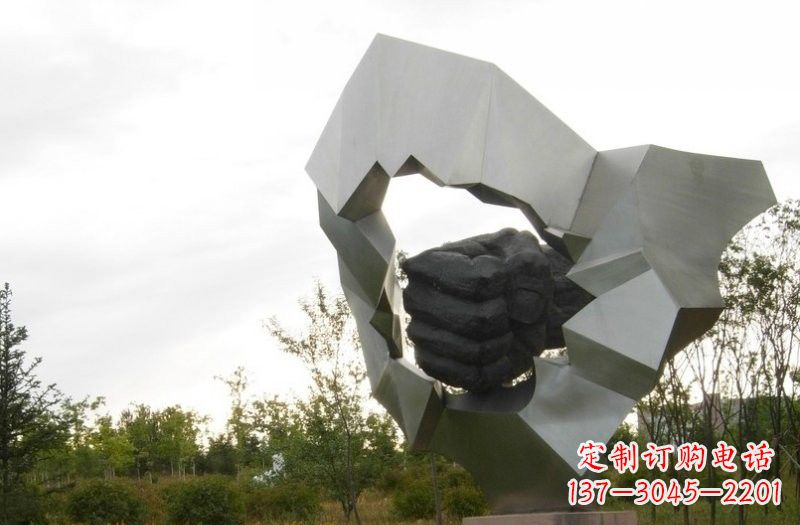 漳州不锈钢拳头雕塑雕刻象征勇气和力量