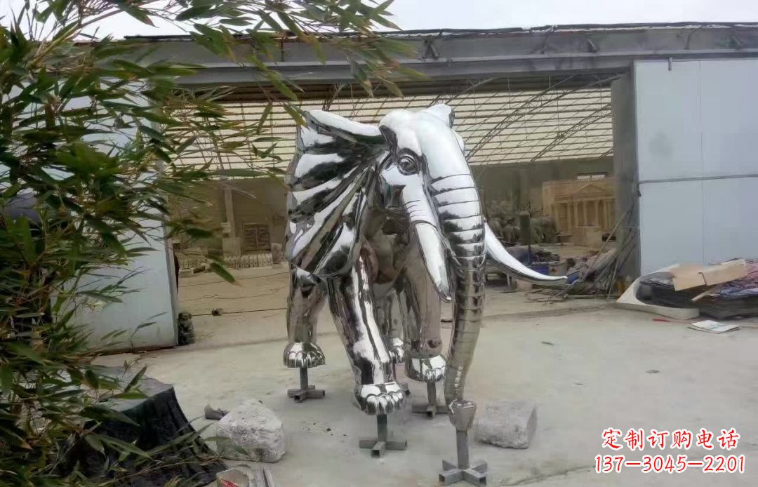 漳州大象雕塑——装饰不锈钢售楼部