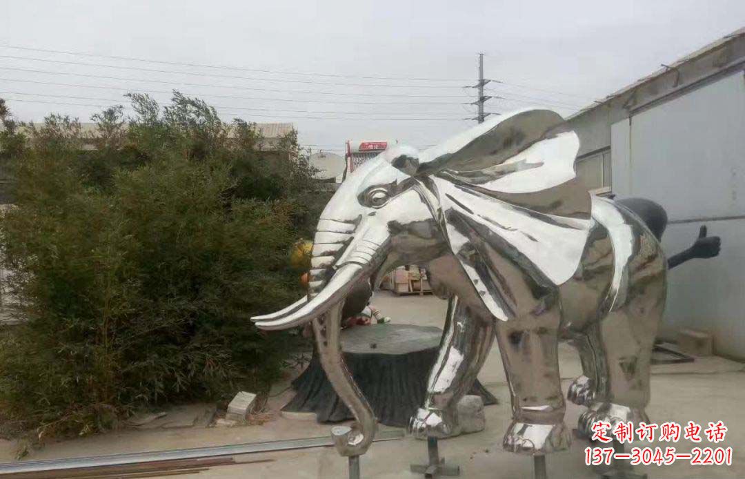 漳州大象雕塑为售楼部装饰点缀