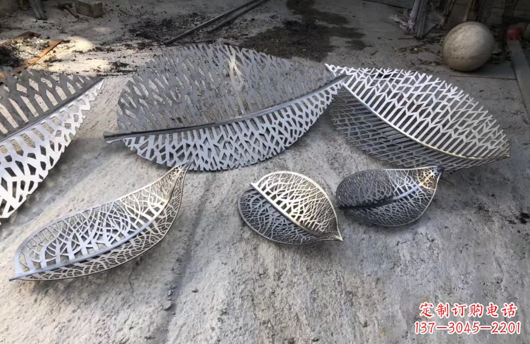 漳州优雅的不锈钢树叶雕塑