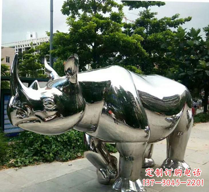 漳州不锈钢犀牛雕塑传承自然之美