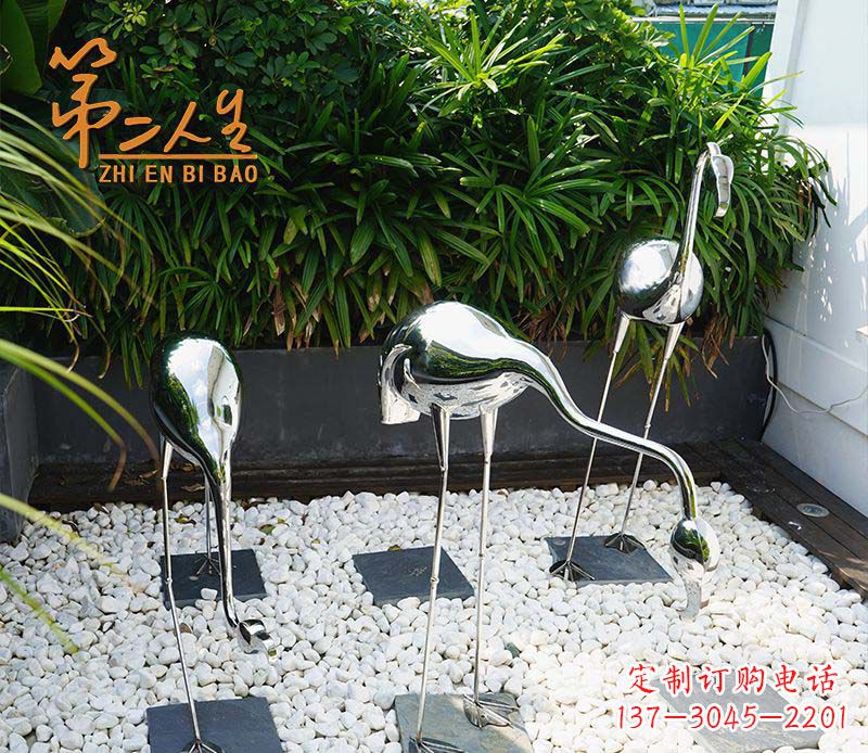 漳州不锈钢仙鹤雕塑象征着吉祥和美景