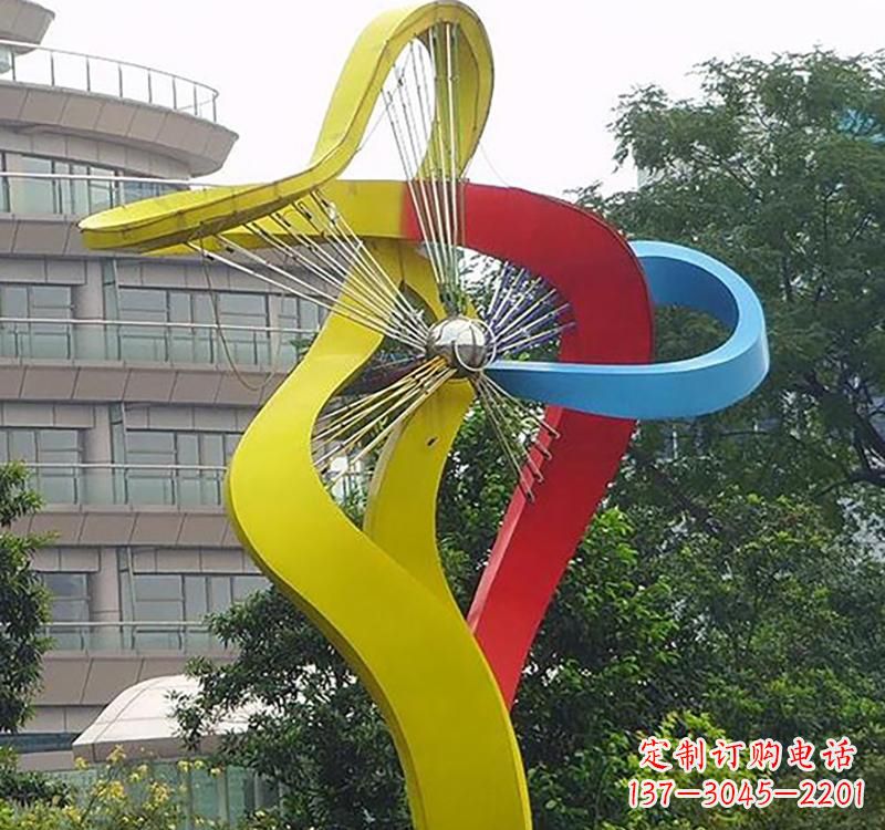 漳州不锈钢风车雕塑——烤漆之美