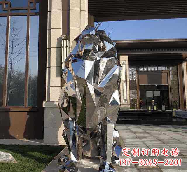 漳州不锈钢狮子雕塑给园林带来神秘与力量