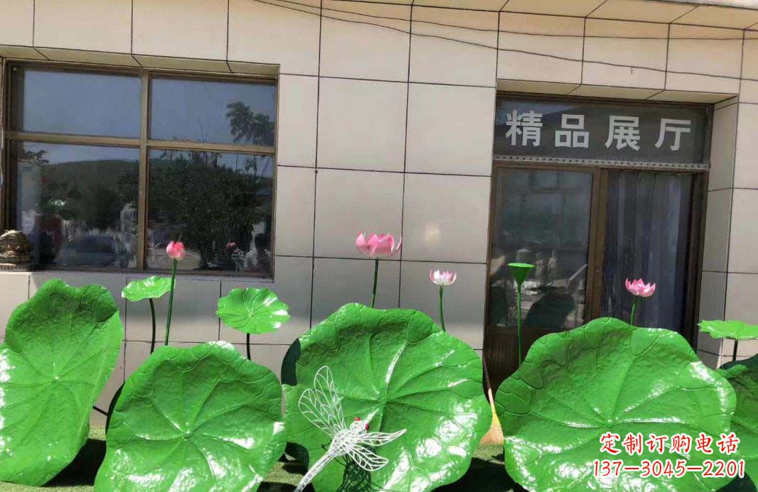 漳州不锈钢荷叶雕塑艺术性与美感的完美结合