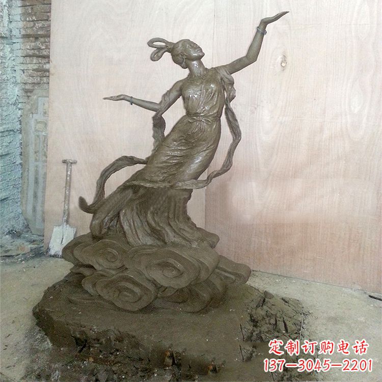 漳州“传说中的嫦娥——嫦娥雕塑”