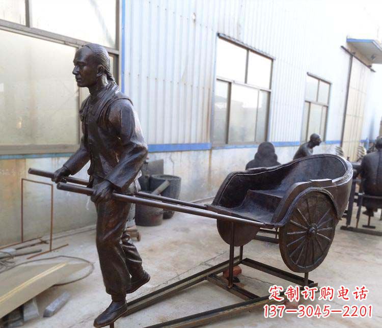 漳州青铜车夫雕塑致敬车夫的贡献