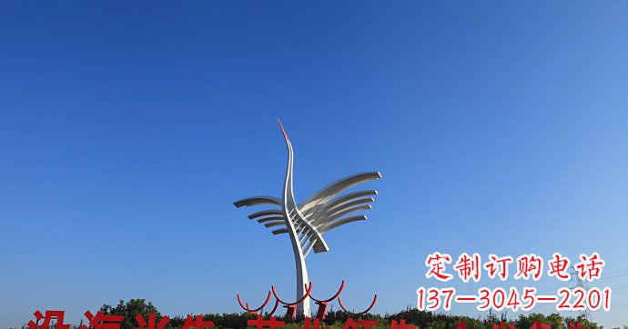 漳州仙鹤雕塑给城市带来独特的美感