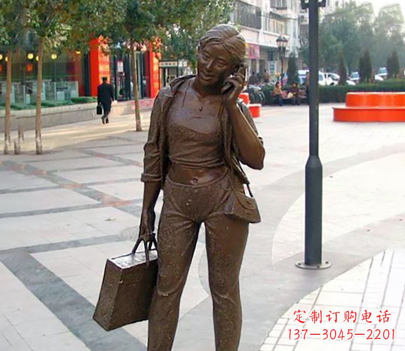 漳州通话女性雕塑