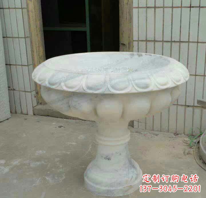 漳州大理石花盆雕塑精美绝伦,艺术风采
