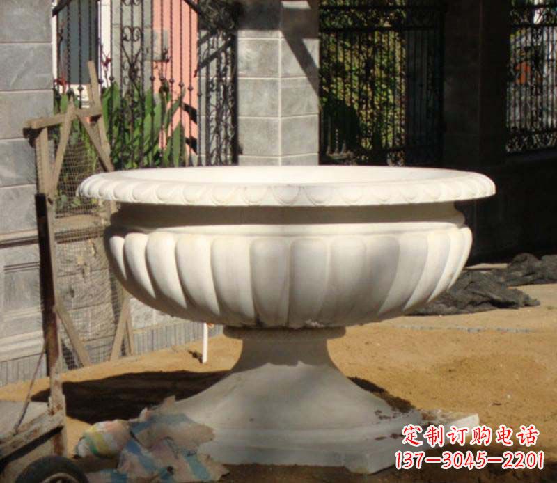 漳州精美大理石花盆雕塑