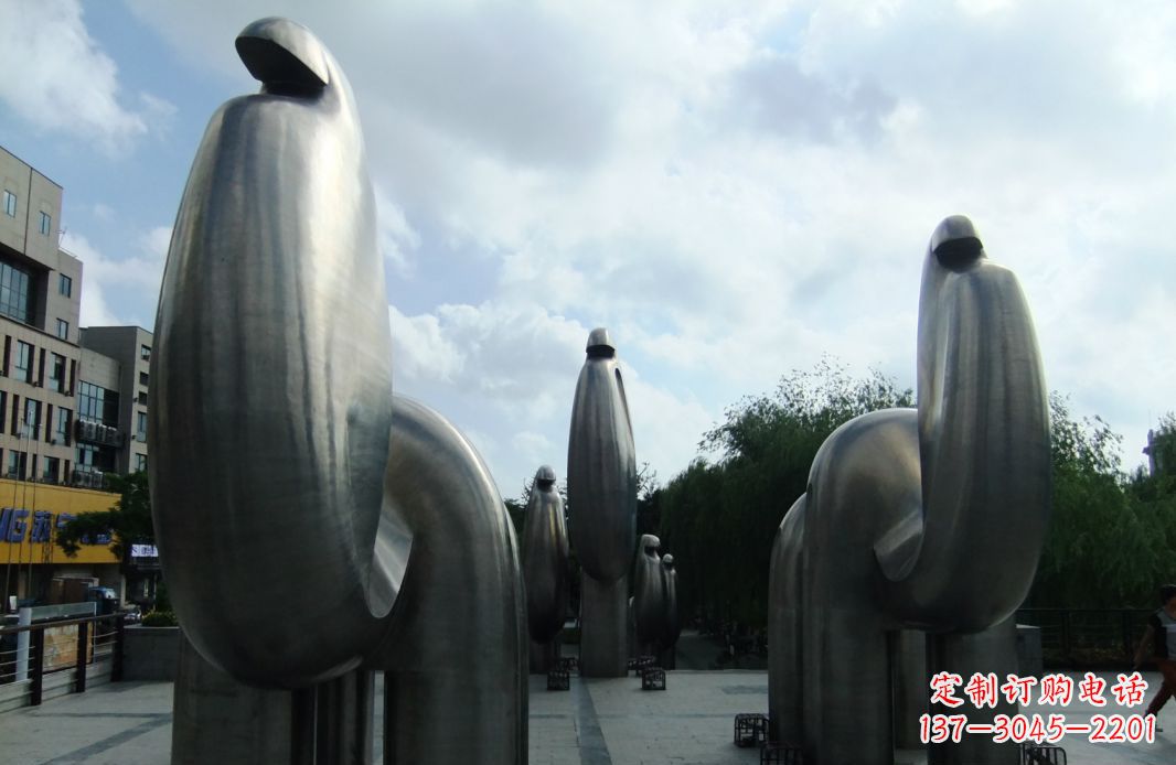 漳州精致不锈钢抽象骆驼雕塑