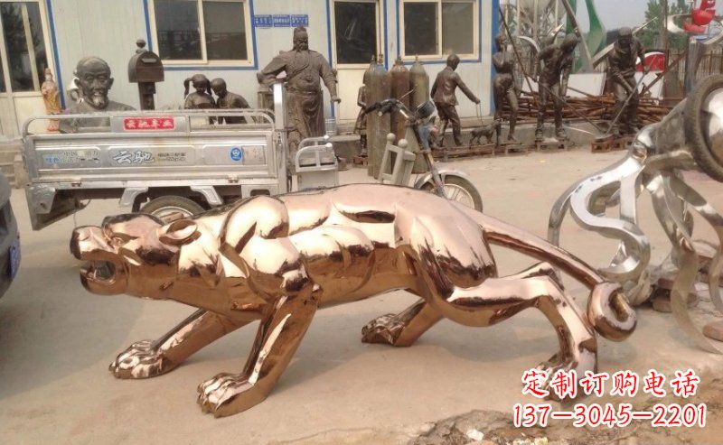 漳州精美不锈钢豹子雕塑