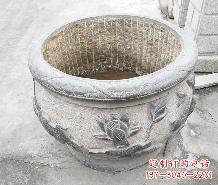 漳州仿古荷花鲤鱼雕塑石水缸