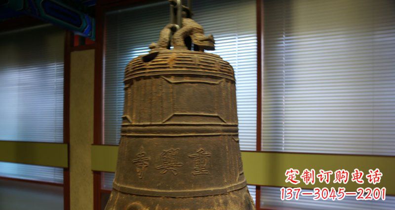 漳州仿古铜钟雕塑定制