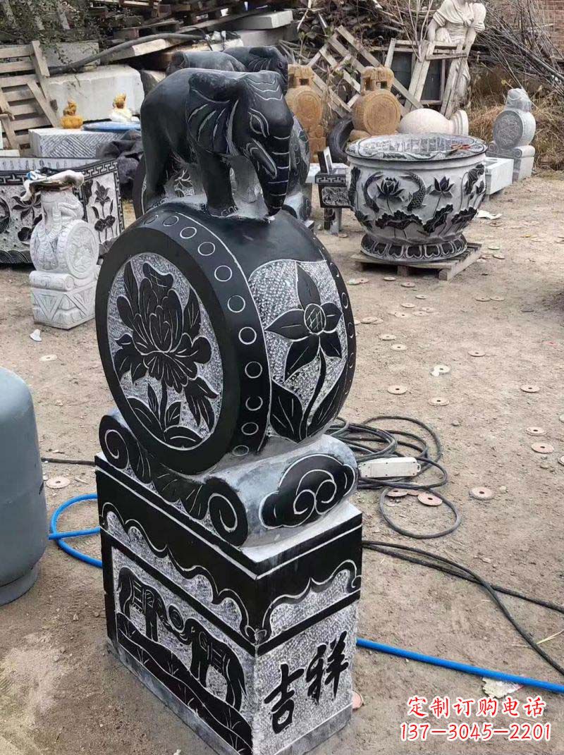 漳州传统工艺小象抱鼓石雕塑