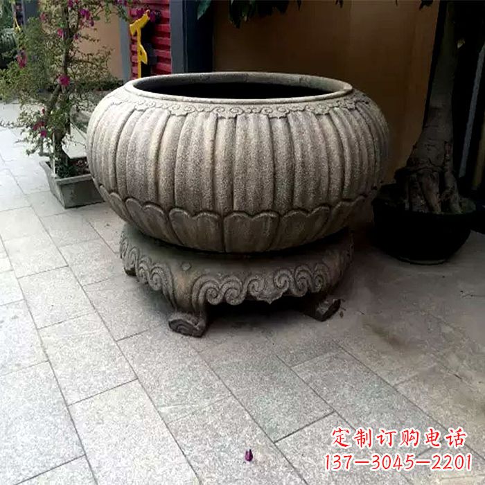 漳州精美仿古石雕花盆雕塑