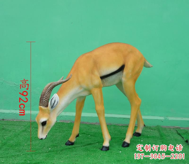 漳州玻璃钢仿真羚羊雕塑