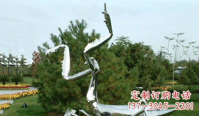 漳州不锈钢螳螂雕塑