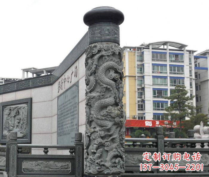 漳州传承中国古典文化的雕刻龙柱雕塑