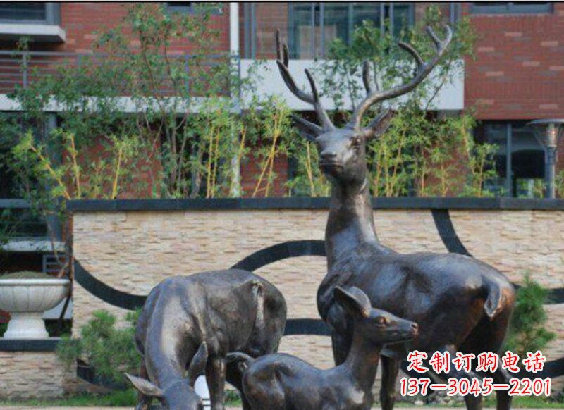 漳州古雅优雅的梅花鹿铜雕