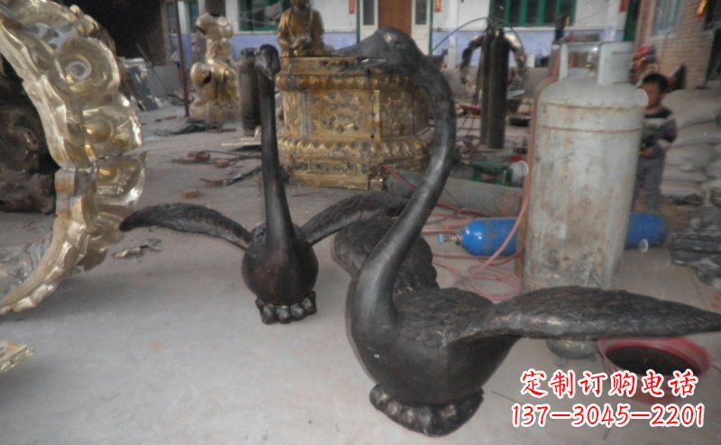漳州公园仙鹤动物铜雕