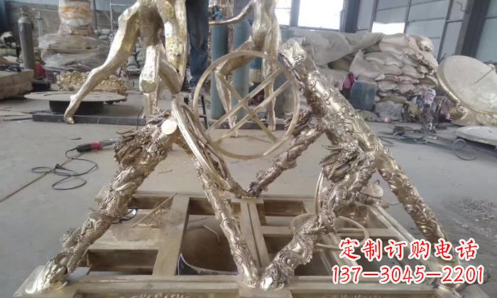 漳州“百年古董浑天仪铜雕,让古典美触手可及”