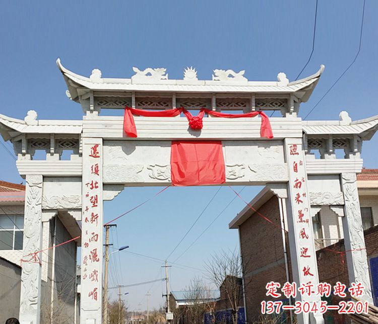 漳州汉白玉三门石牌坊石雕——精致而优雅